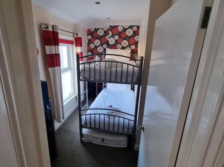 膳宿费 The Fawley Guest House