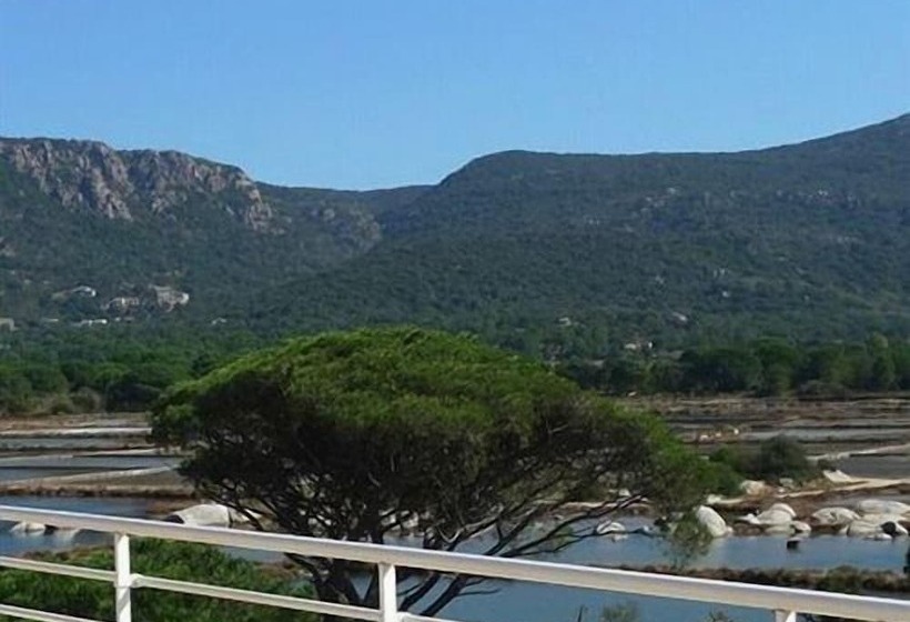 Residence Salina Bay