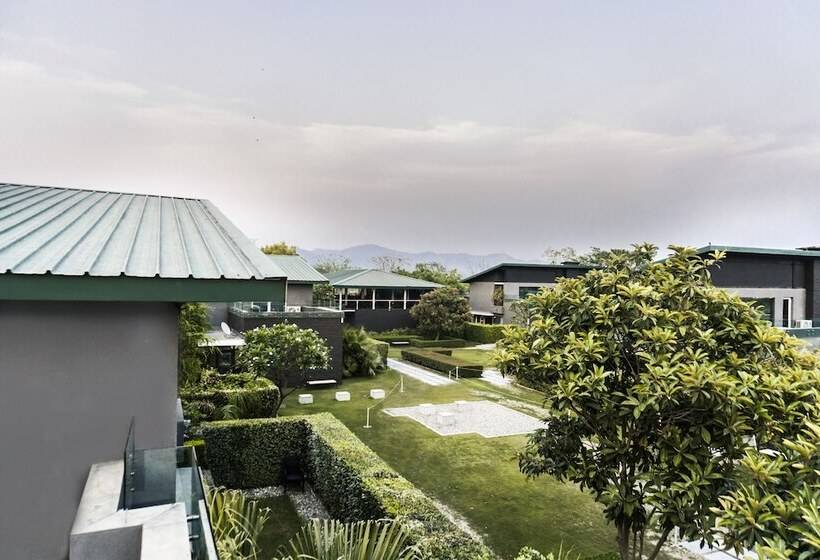 אתר נופש Amatra By The Ganges