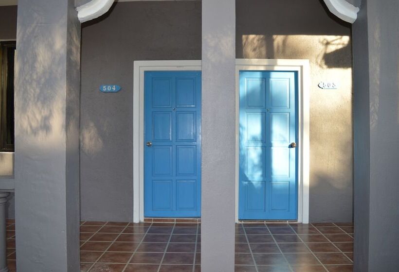 リゾートホテル B Square