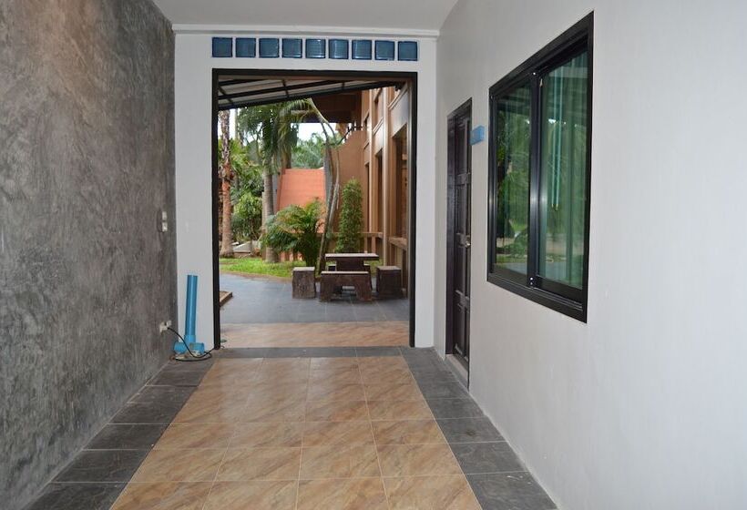 リゾートホテル B Square