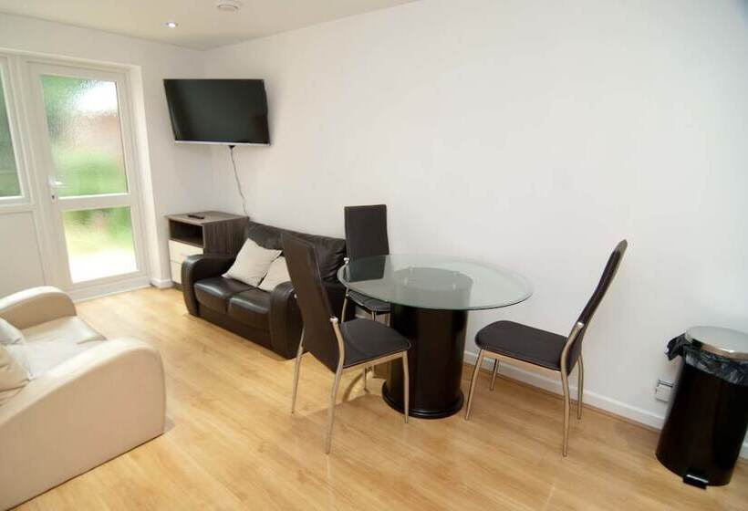 Southampton Serviced Apartments