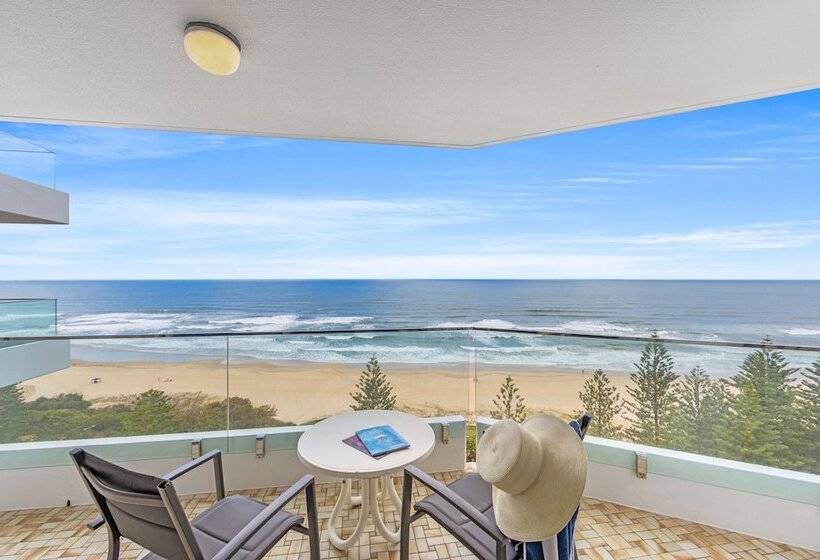 Southern Cross Beachfront Holiday Apartments