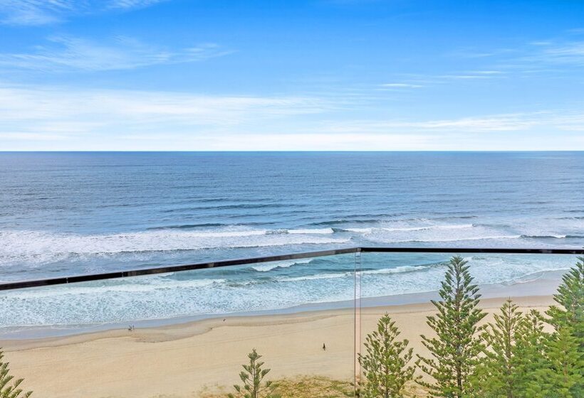 Southern Cross Beachfront Holiday Apartments