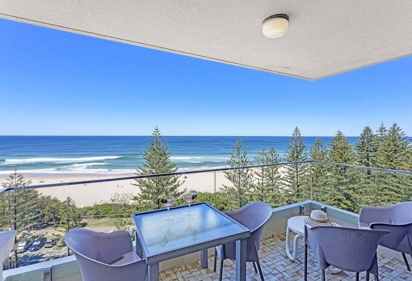 Southern Cross Beachfront Holiday Apartments