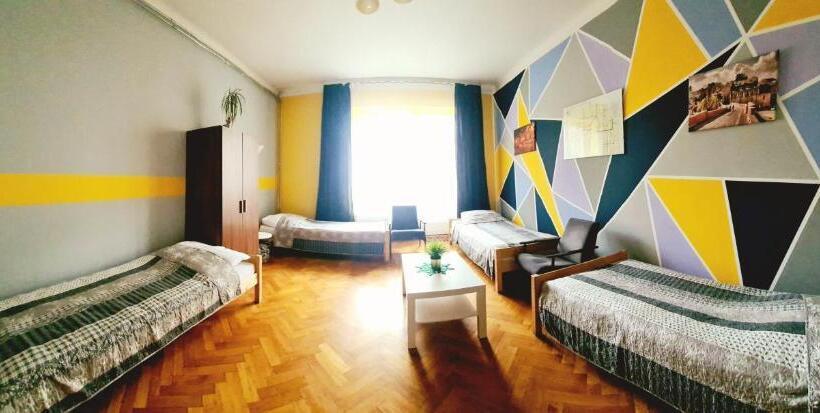 هاستل Centrum 51