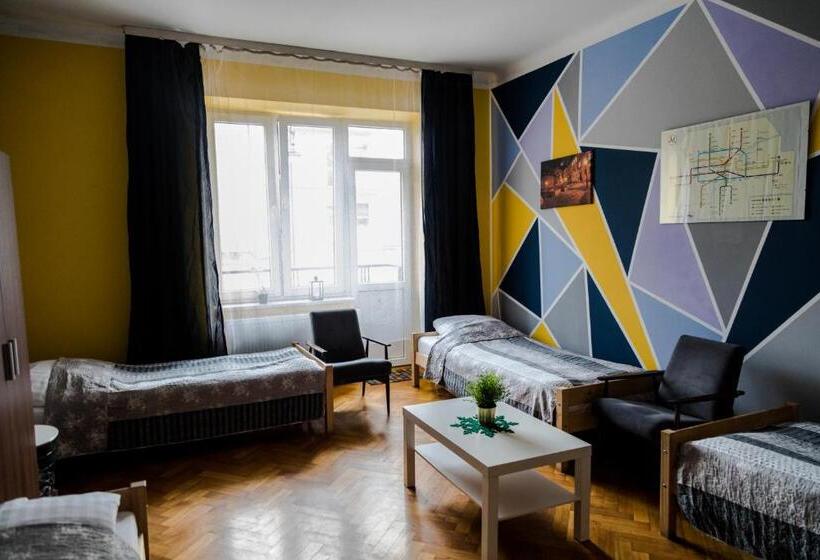 هاستل Centrum 51