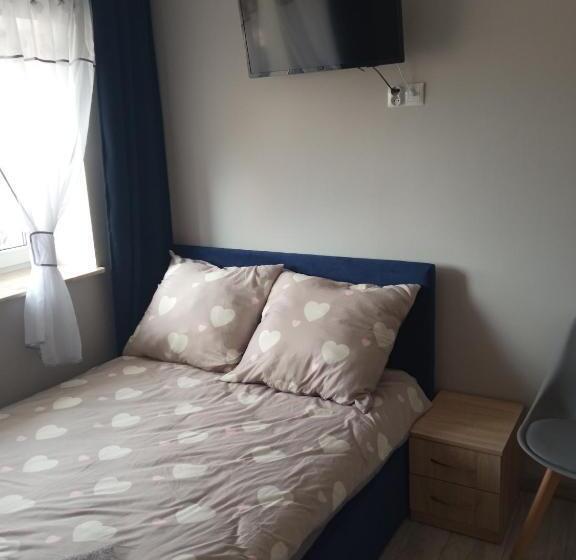 فندق صغير Czerwony Szafir Grodzisk