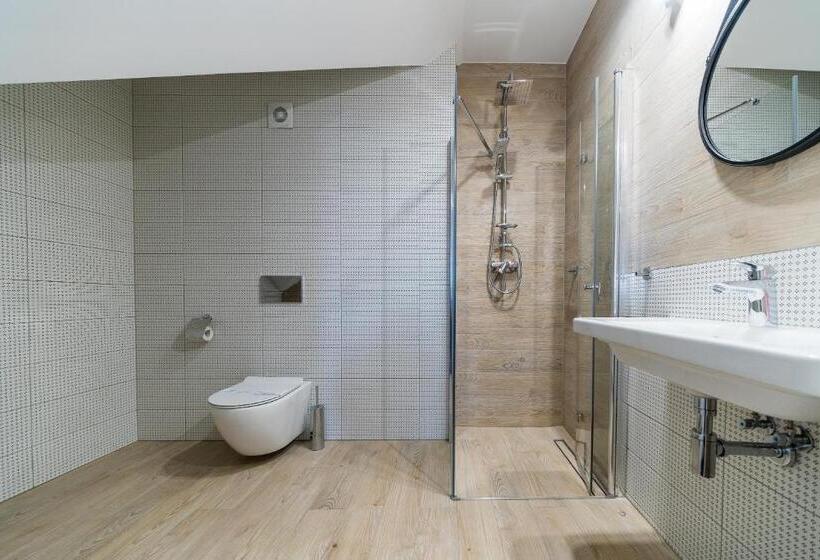 Общежитие Dworek Czardasz Strzebielino   Wejherowo