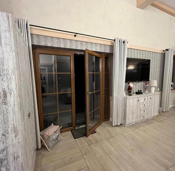 ユースホステル Dworek Hołny