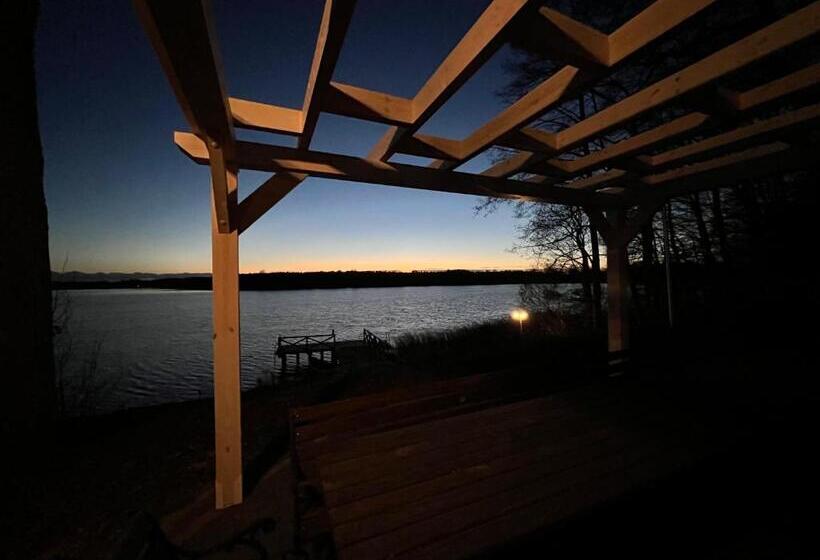 ユースホステル Dworek Hołny