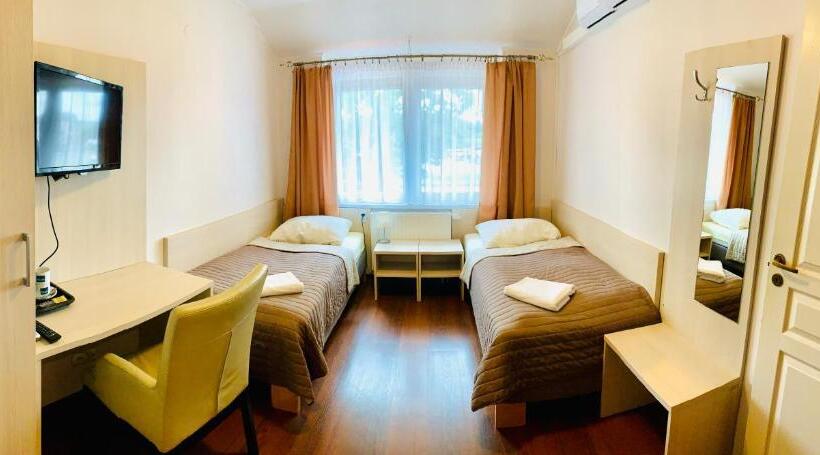 فندق صغير Gościniec Skwierzyna