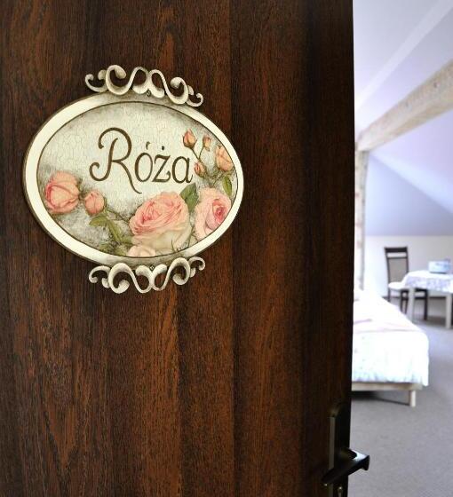 הוסטל Gościniec Winnica