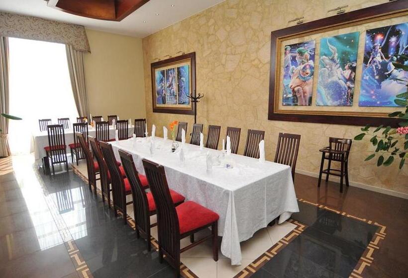 호스텔 Gościniec Zodiac