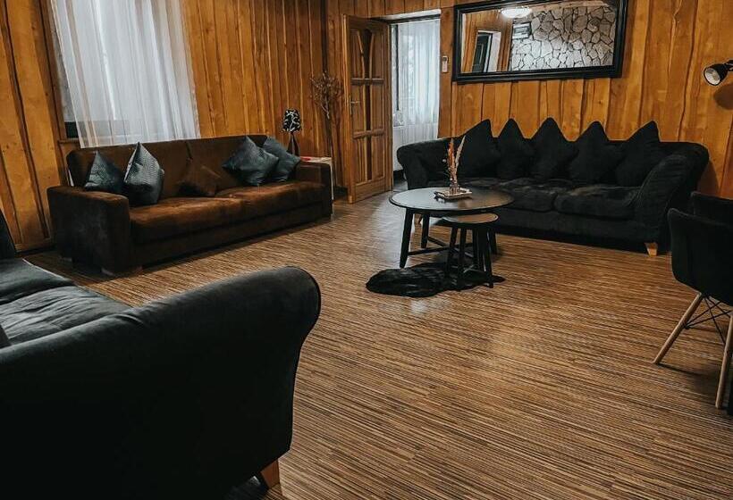 הוסטל Karczma Michelle