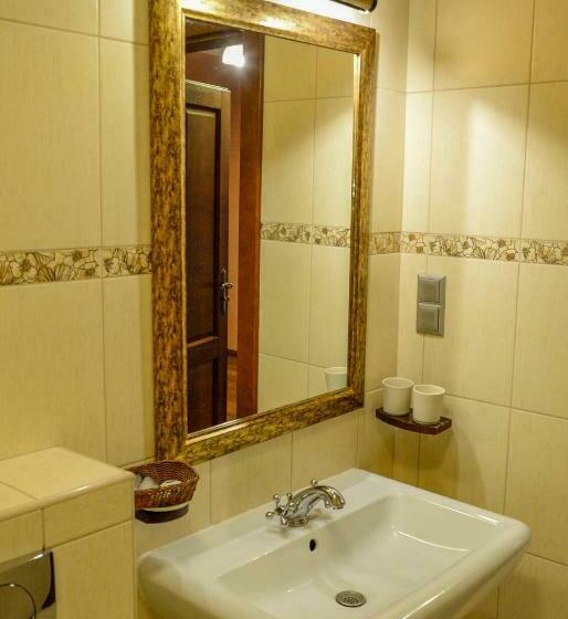 Общежитие Karczma Regionalna Hotel Gościnna Chata