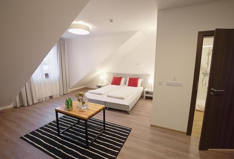 ユースホステル Malinowy Dwór Wieluń