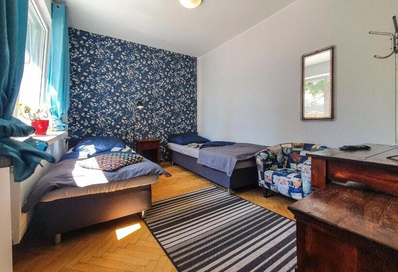 هاستل Mazurska 8a