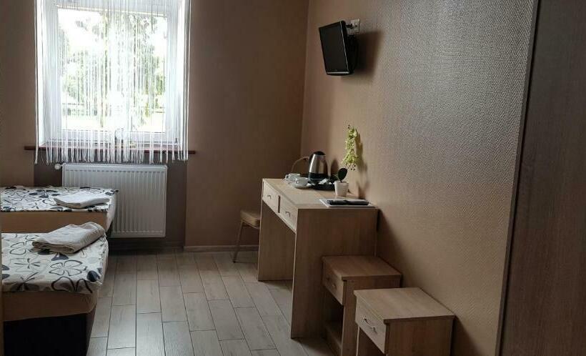 فندق صغير Pałac Pod Bocianim Gniazdem