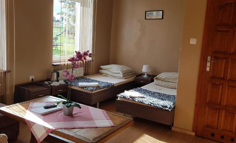 فندق صغير Pałac Pod Bocianim Gniazdem