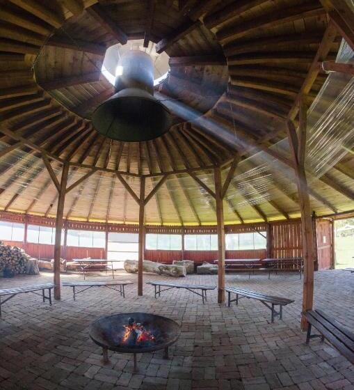 فندق صغير Pałac Pod Bocianim Gniazdem