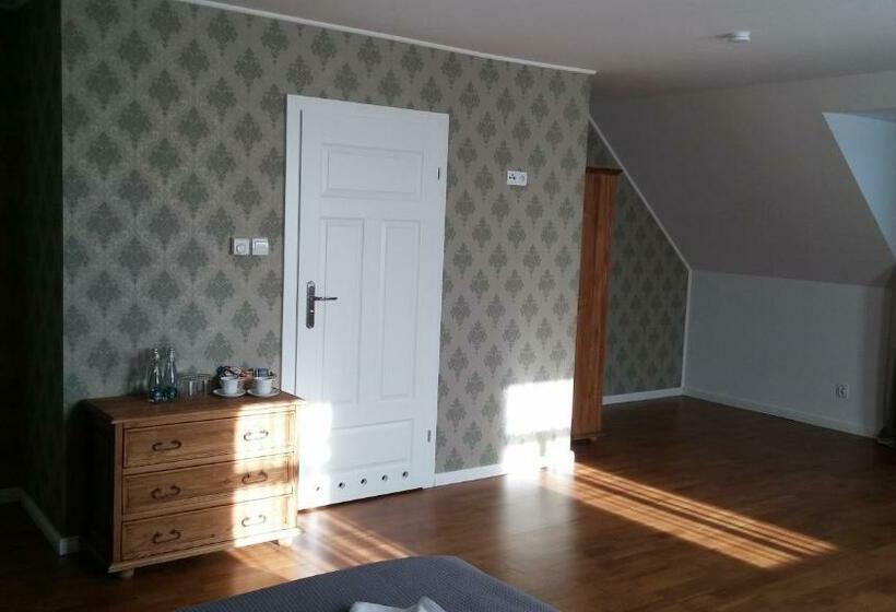 旅馆 Pensjonat Krainka