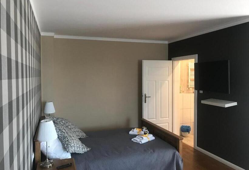 旅馆 Pensjonat Krainka