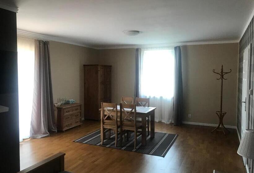 旅馆 Pensjonat Krainka