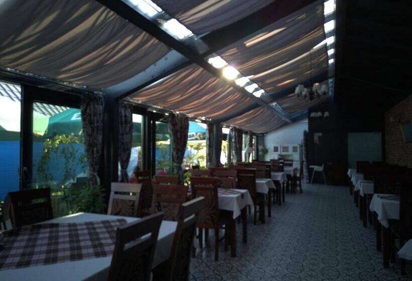 旅馆 Pensjonat Krainka