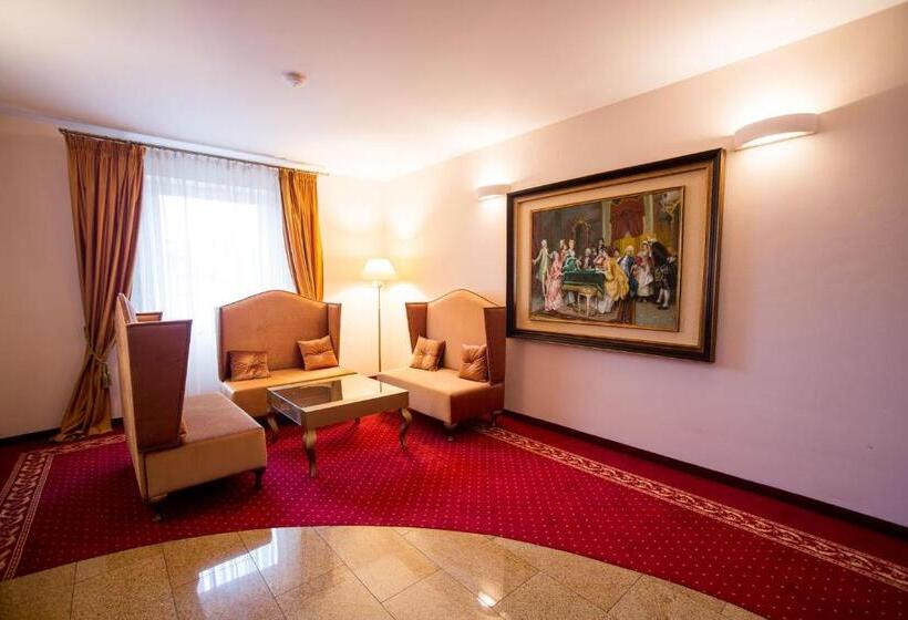 فندق صغير Restauracja Hotel Vip