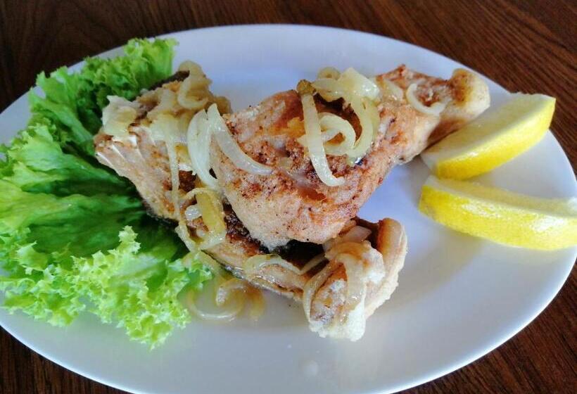 호스텔 Restauracja Teo