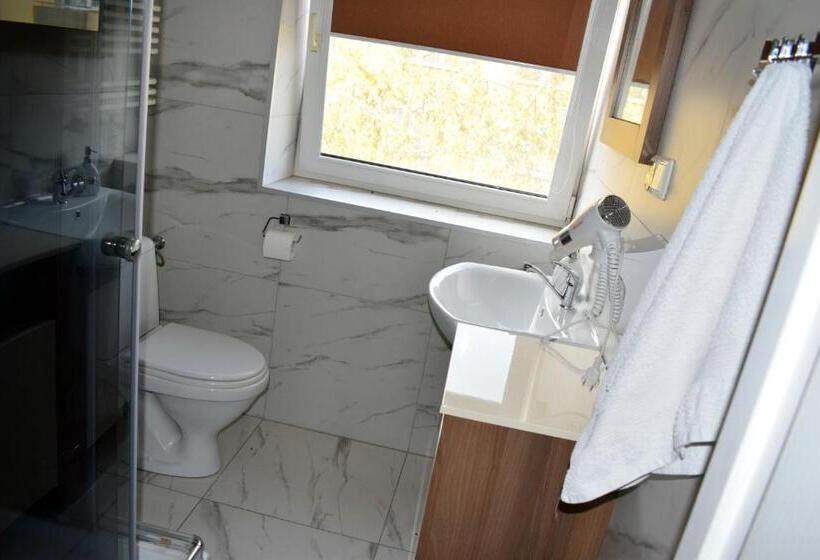 旅馆 Sepia Restauracja & Noclegi