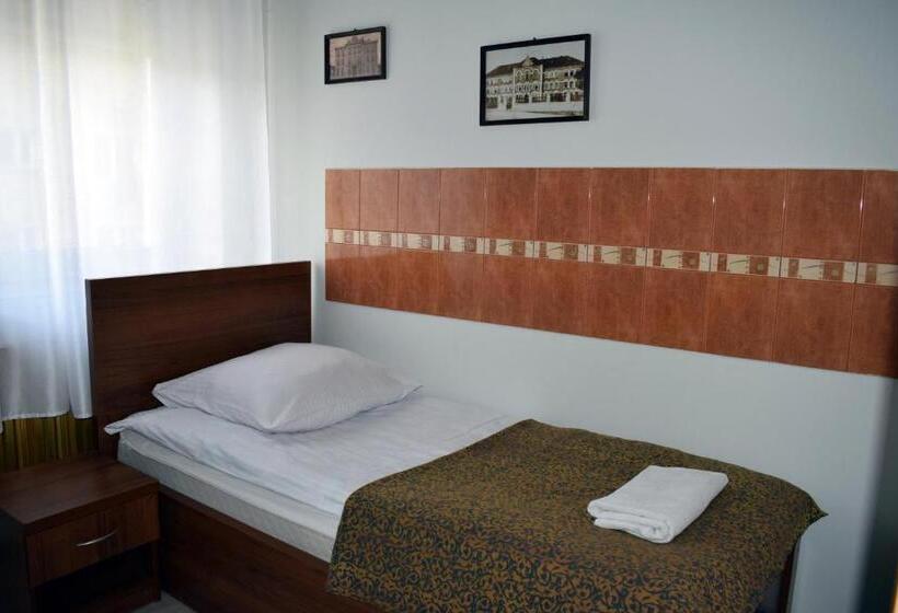 旅馆 Sepia Restauracja & Noclegi