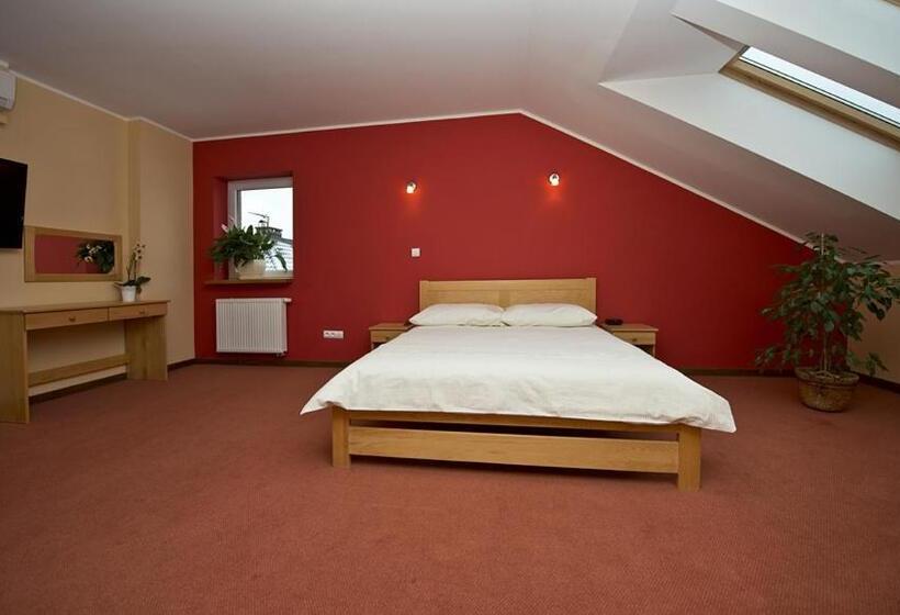 Общежитие U Hołosia