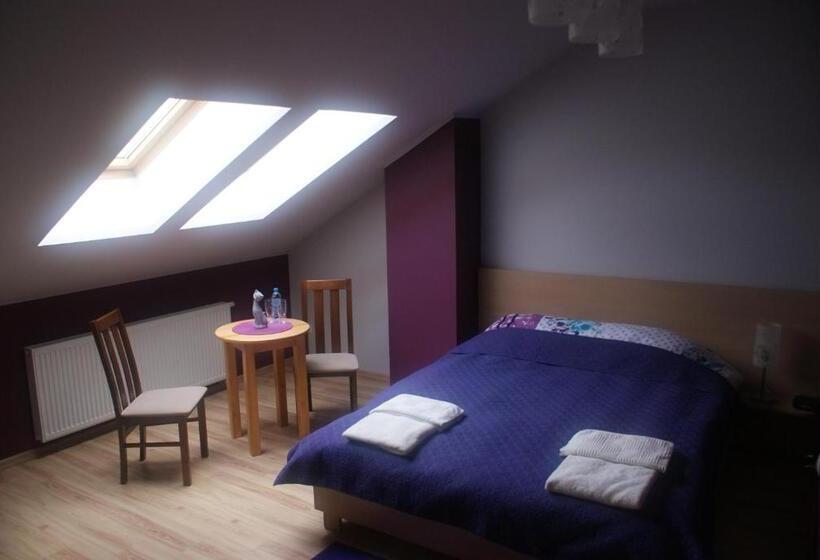 Общежитие U Hołosia