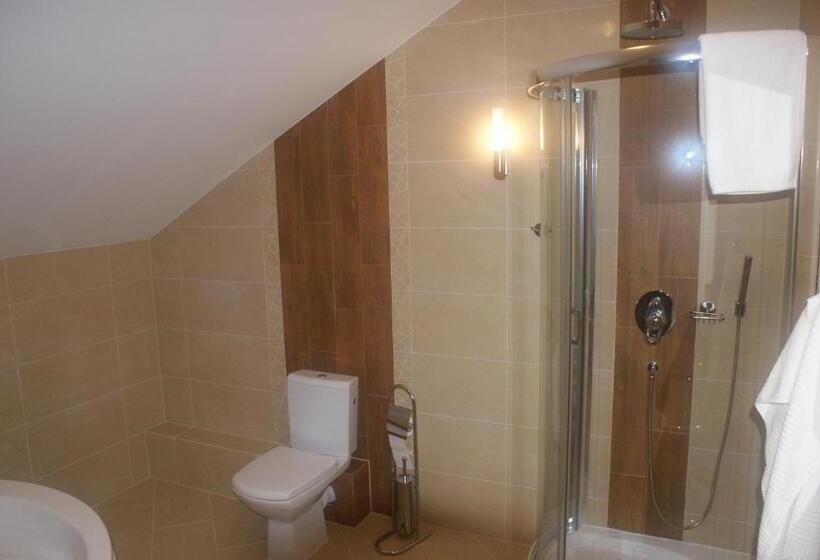 Общежитие U Hołosia