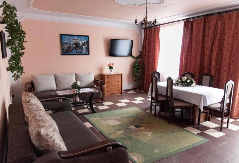 旅馆 Usługi Hotelarskie Las Vegas