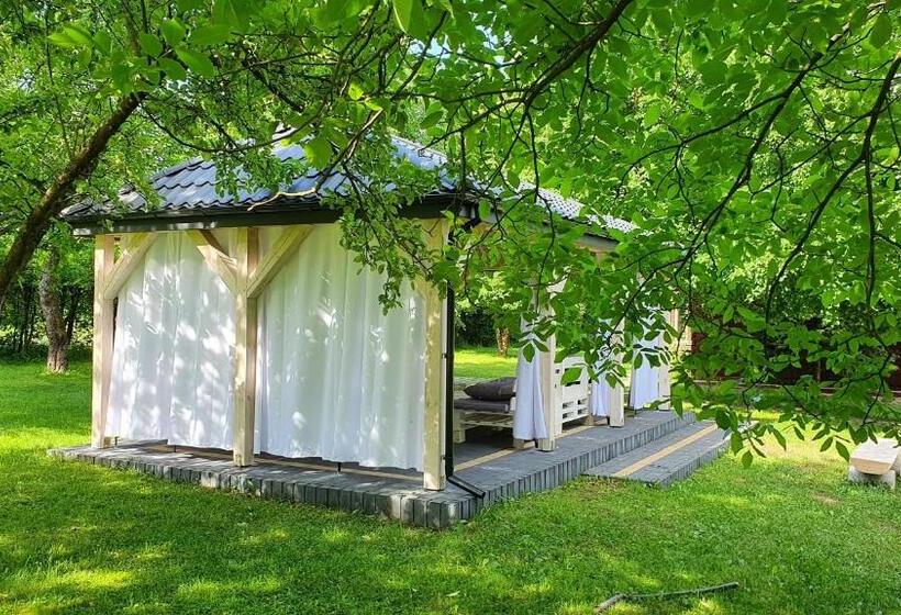 Общежитие Wieczernik Dom Rekolekcyjny Księży Pallotynów