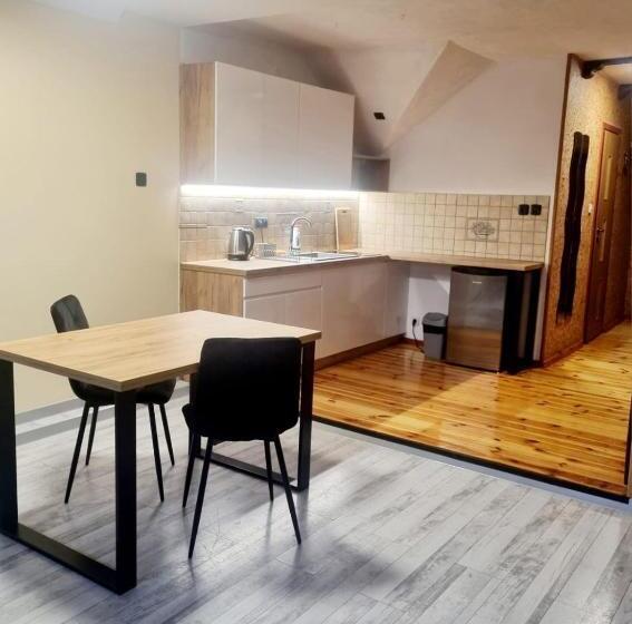 هاستل Zajazd Fakir