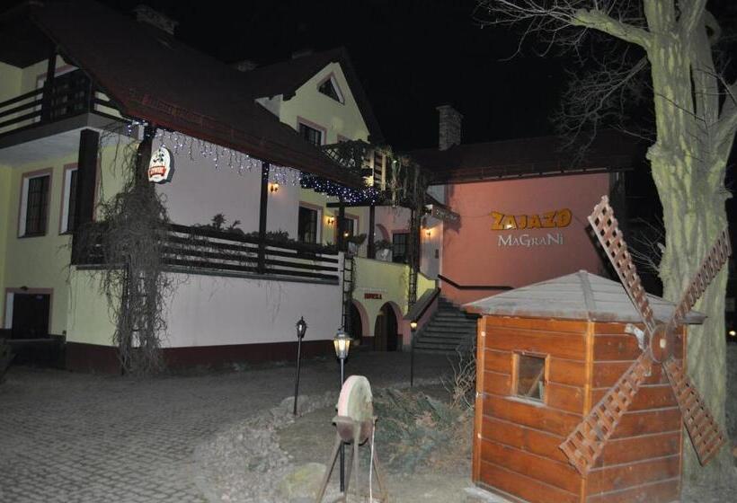 הוסטל Zajazd Magrani