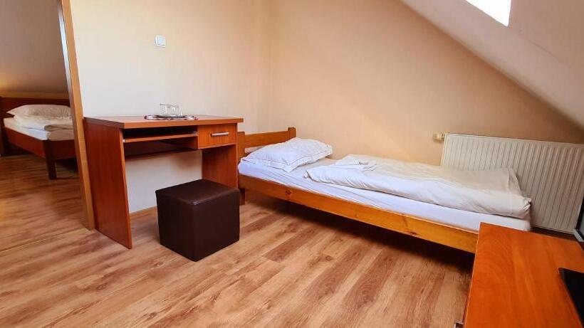 هاستل Zajazd Motel Staropolski