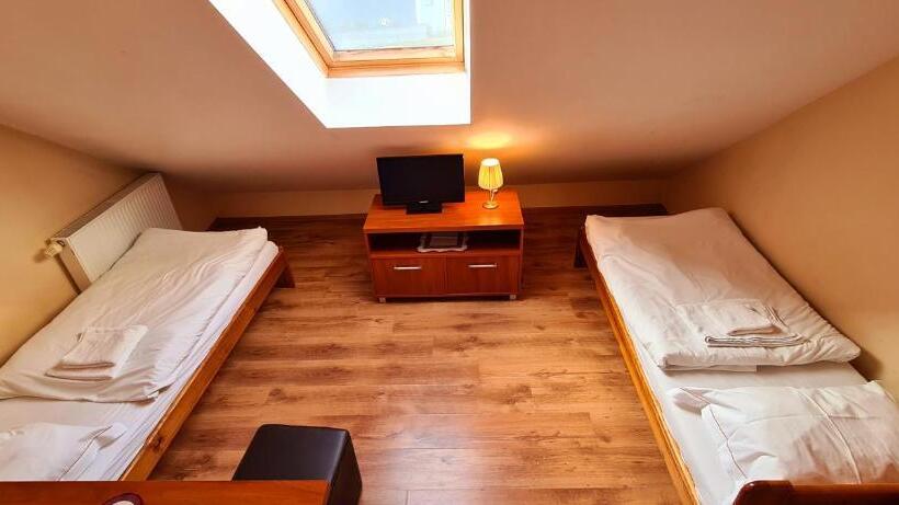 هاستل Zajazd Motel Staropolski
