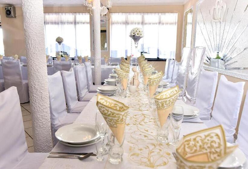 הוסטל Zajazd Pod Lwem