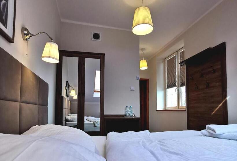 Общежитие Zajazd Podzamcze