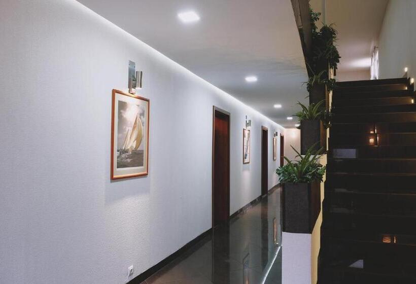 호스텔 Zajazd Restauracja Paradise