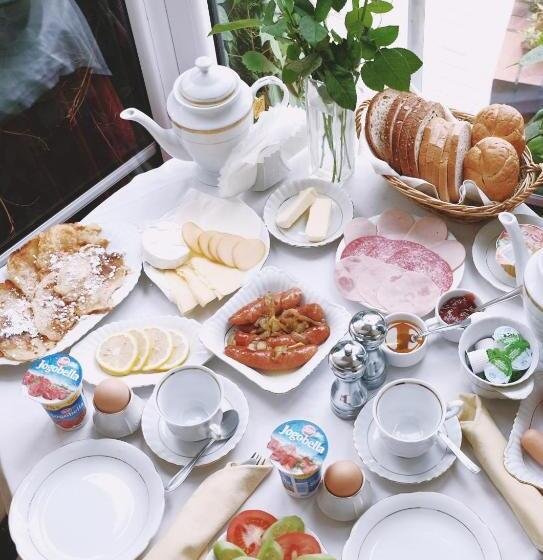 הוסטל Zajazd Restauracja Paradise