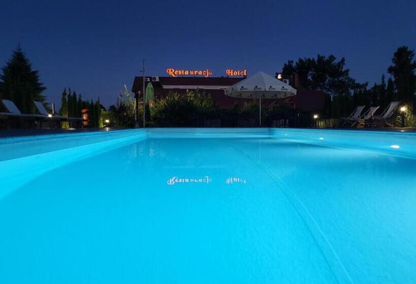 فندق صغير Zajazd Zaścianek