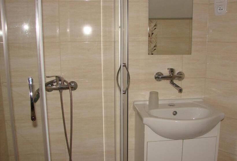 مبيت وإفطار Dom Gościnny Marcela