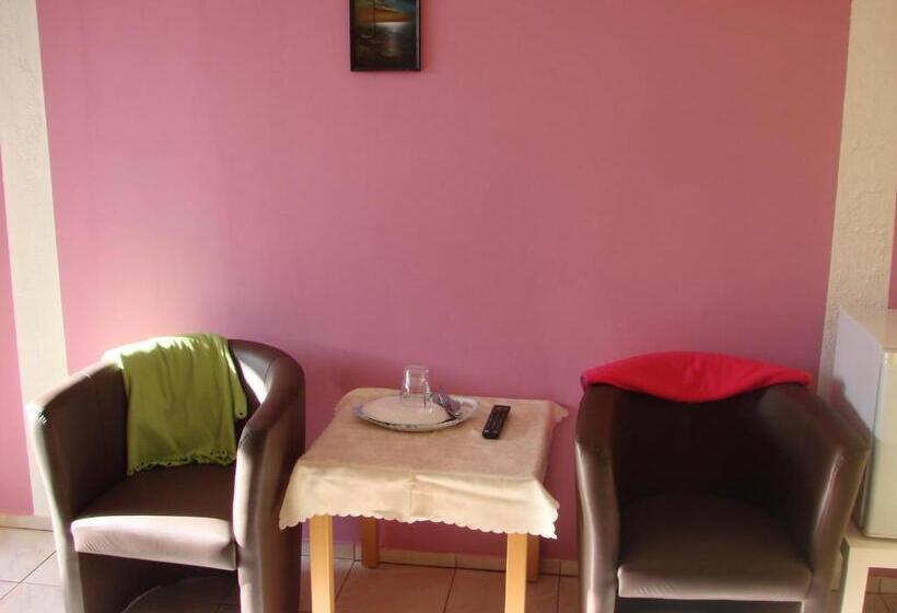 مبيت وإفطار Dom Gościnny Marcela