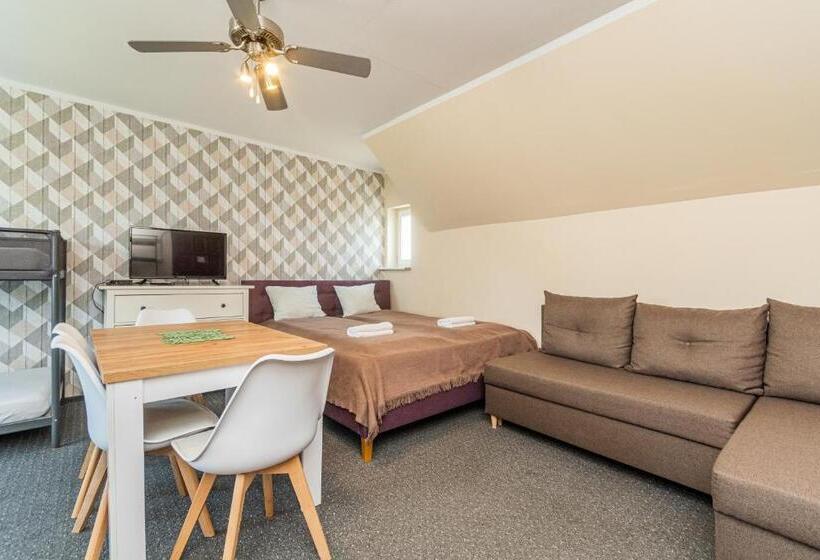 Bed and Breakfast Dom Goscinny Luna